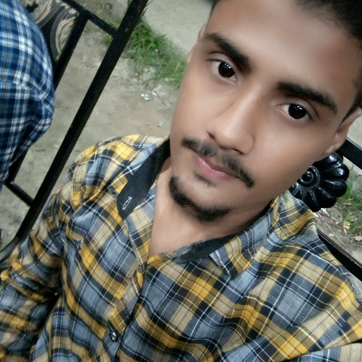 Syed Mubashir Ahmed Fashion Design, Photography, T-Shirts, Business Plans, Public Relations