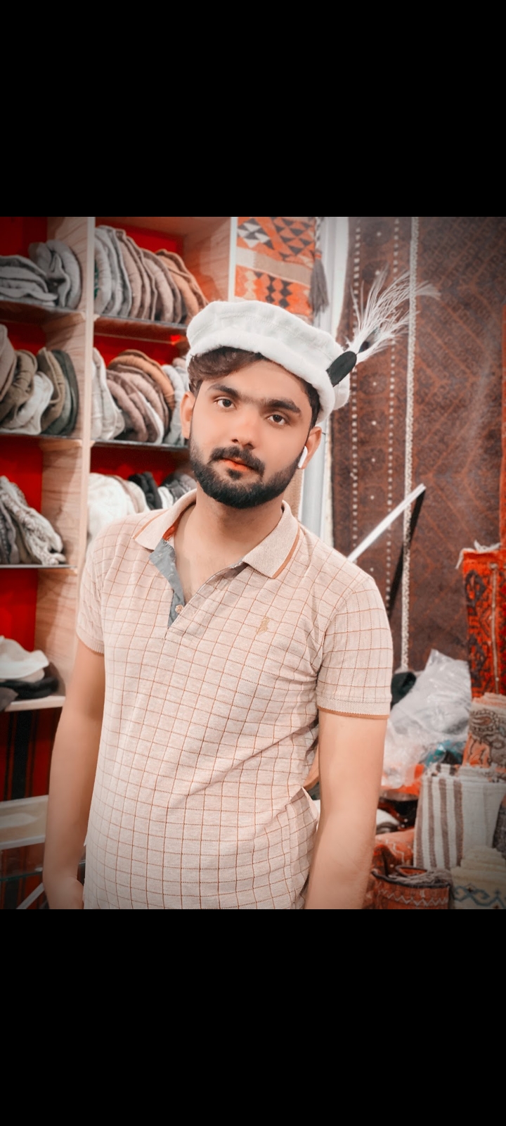 Umar Farooq Urdu Typing, English Typing, MS Office, Advertisement Design, Audio Services, Flex, Music, Photo Editing