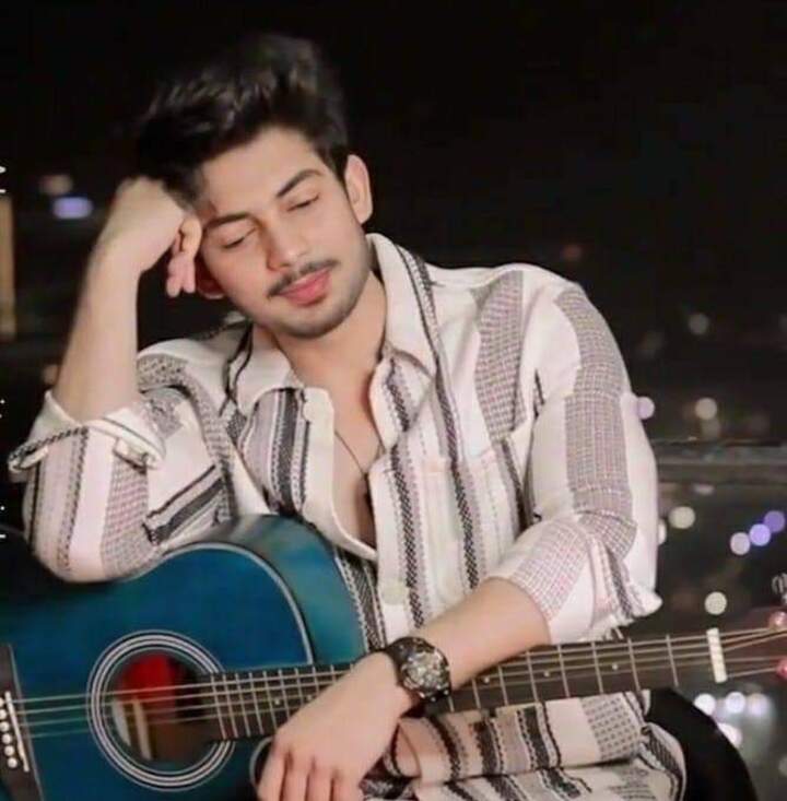 Abbas Khan MS Office, Urdu Typing, Logo Design, Voice Over, English Typing, Advertisement Design, Banner Design, Brochure Design, Business Cards, Graphic Design