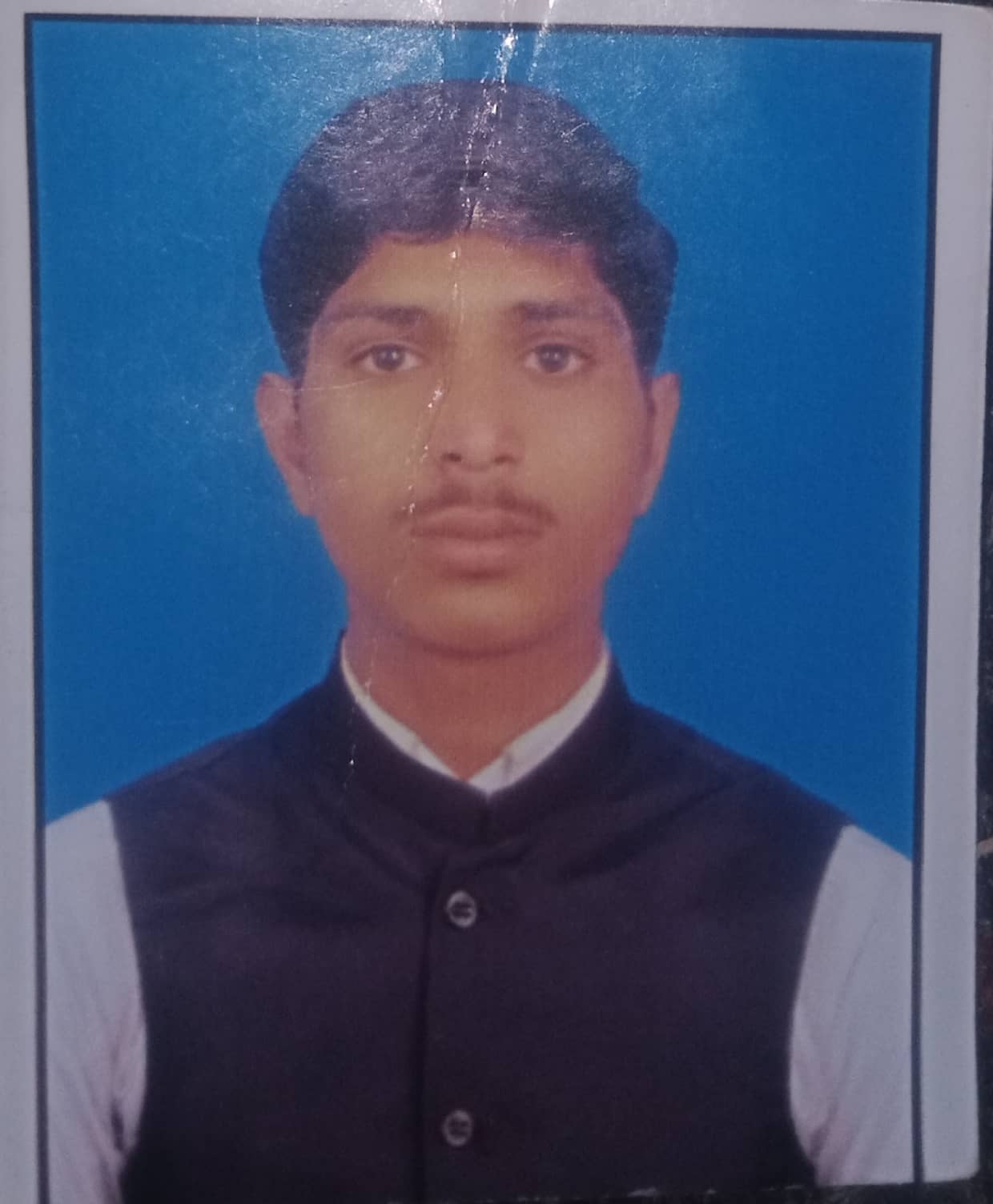 ADNAN LATIF English Typing, MS Office, Flex, Google SketchUp, Illustrator, Print, PSD To HTML, Shopify Templates, Voice Talent, Word