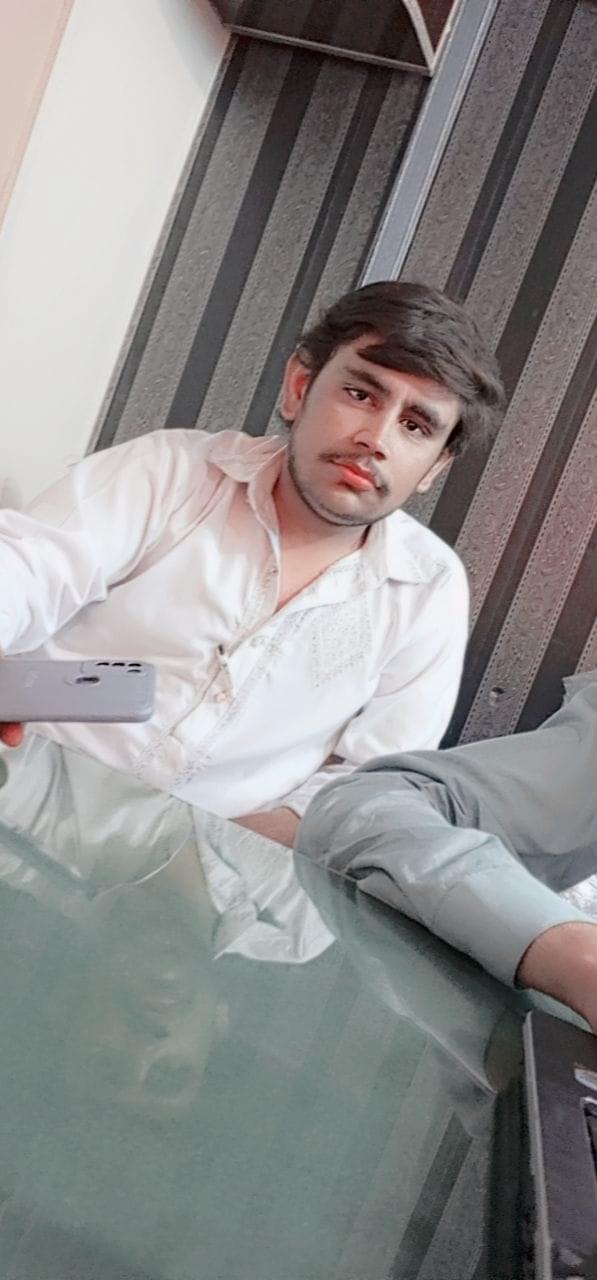 Ghazi Abbas MS Office, 3D Animation, English Typing, Urdu Typing, After Effects, Arts & Crafts, Blog Design, Concept Design, Final Cut Pro, Graphic Design