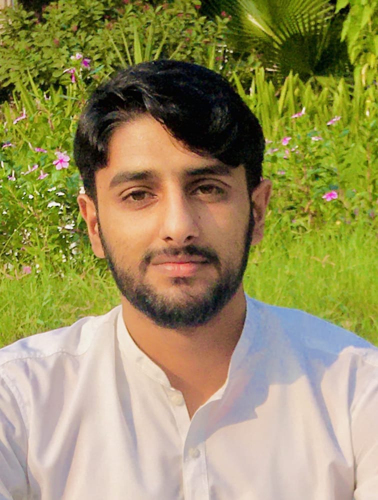 Ahtisham Munawar English Typing, MS Office, Photo Editing, CV Design