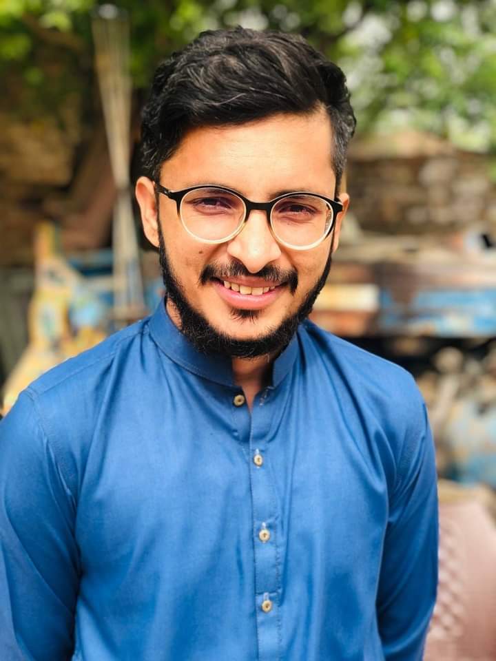 IQRAR HUSSAIN English Typing, MS Office, Urdu Typing, Business Cards, Creative Design, Covers & Packaging, Flyer Design, Format & Layout, Graphic Design, Icon Design