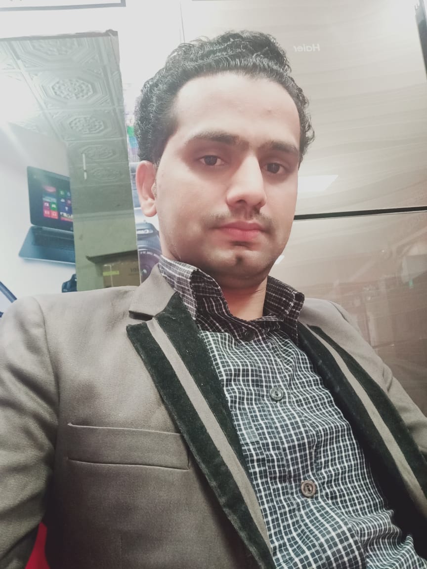 WAHEED AKRAM Profile WAHEED AKRAM Profile