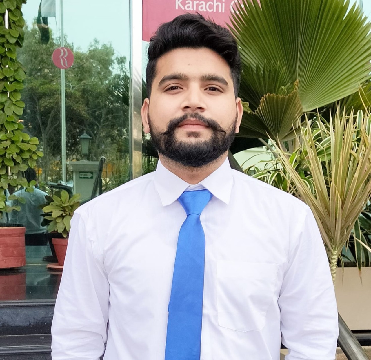 Zain Ul Abideen Profile Zain Ul Abideen Profile