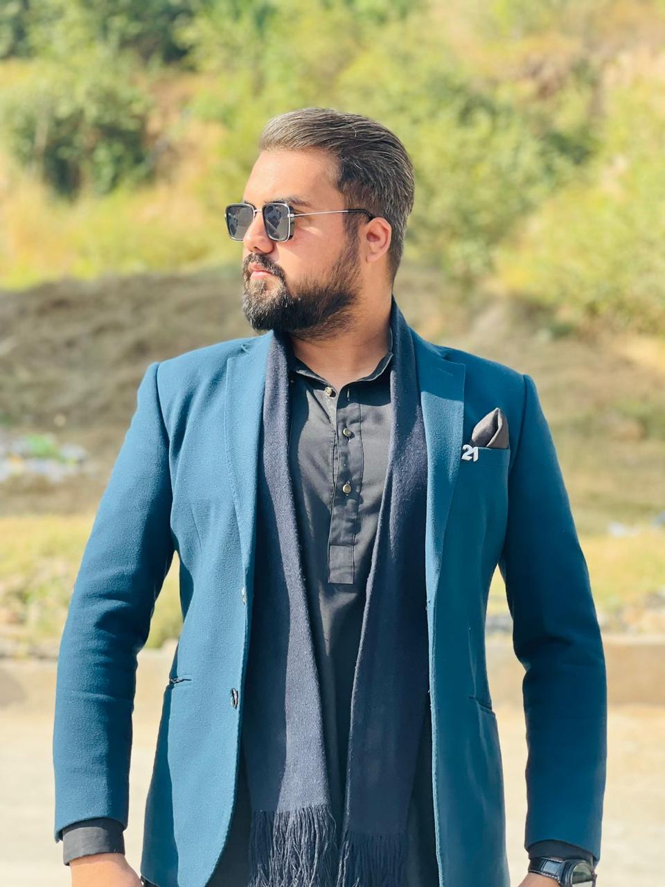 Muzammil Mubasher Profile Muzammil Mubasher Profile