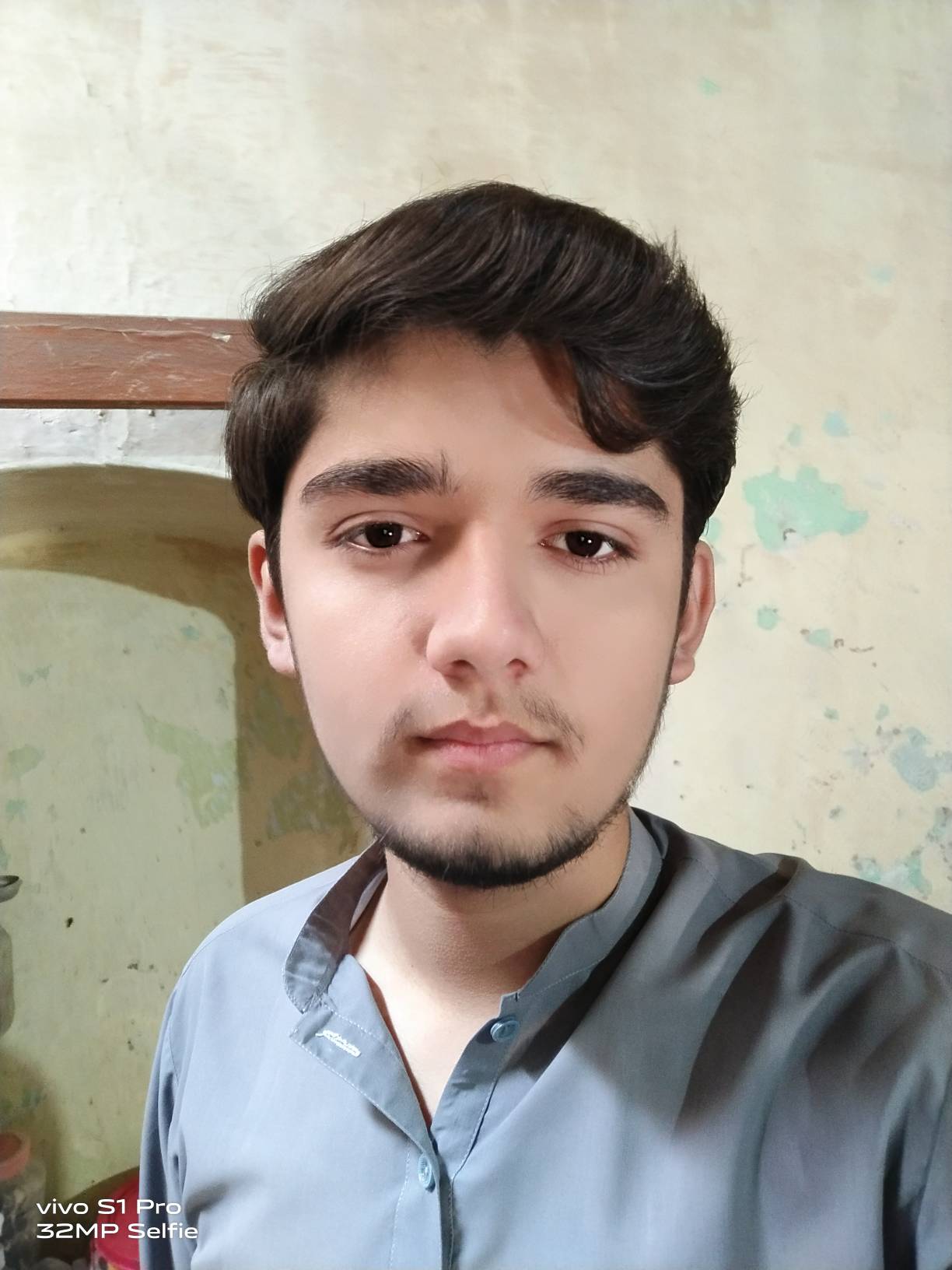 Love Herchandani Profile