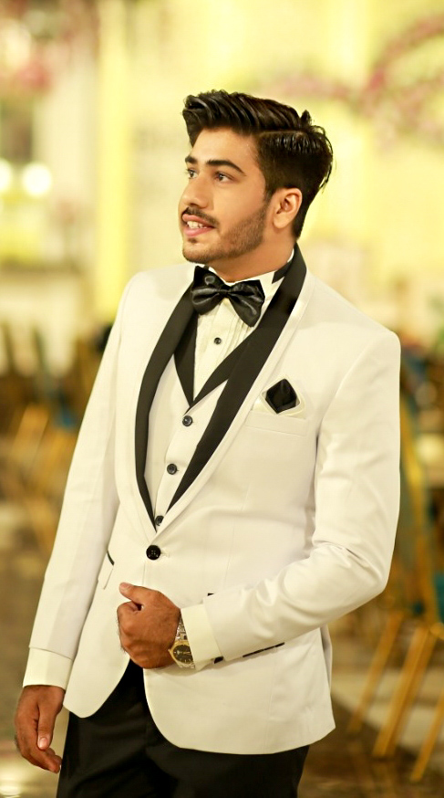 Muhammad Dawood Feroz MS Office, English Typing, Wordpress, Powerpoint, Excel, Microsoft Outlook