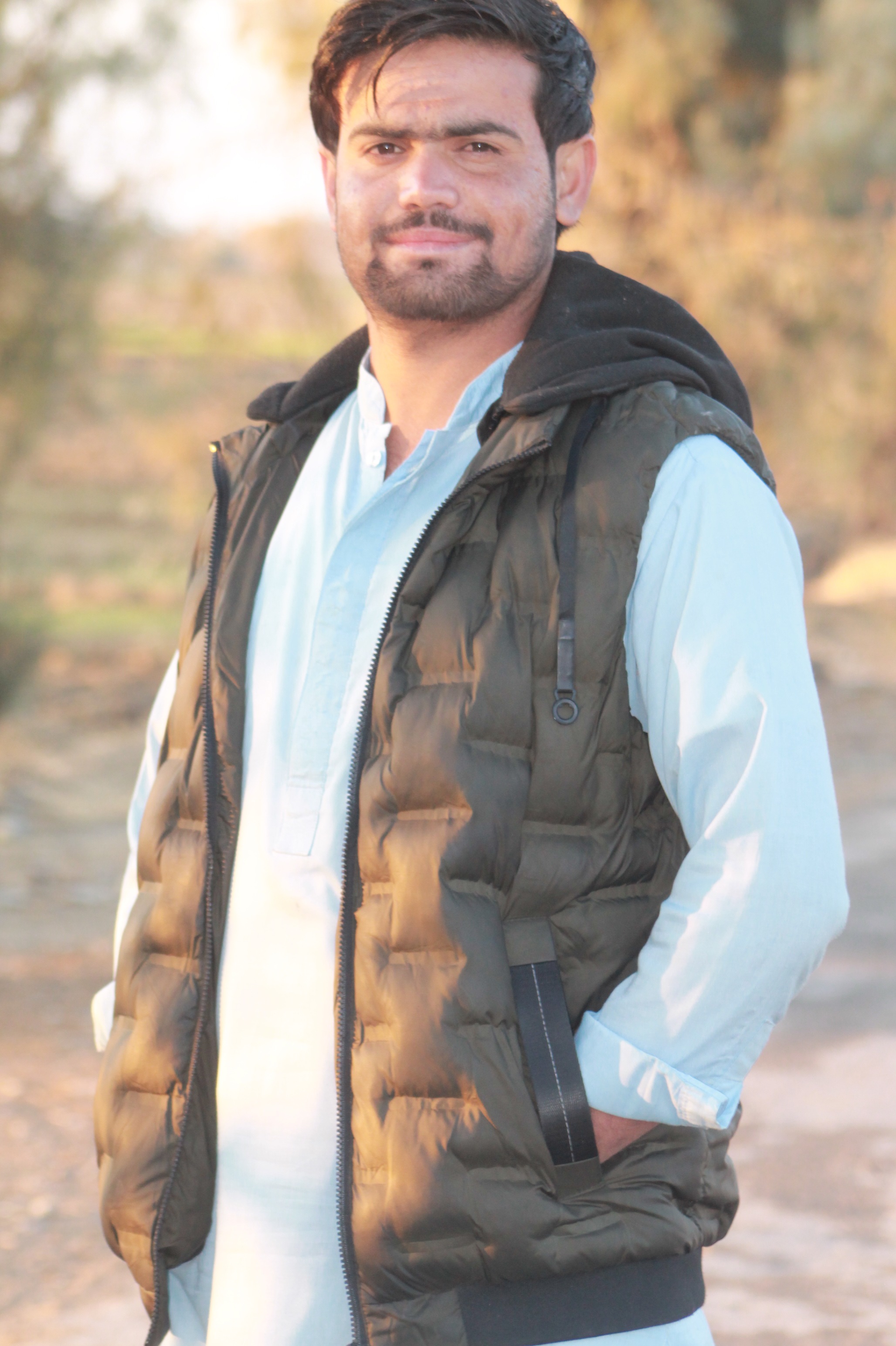 Kaleem Ullah English Typing, After Effects, Banner Design, Business Cards