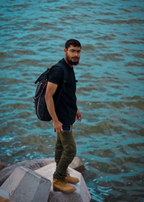 Faraz Ahmed Khan Profile