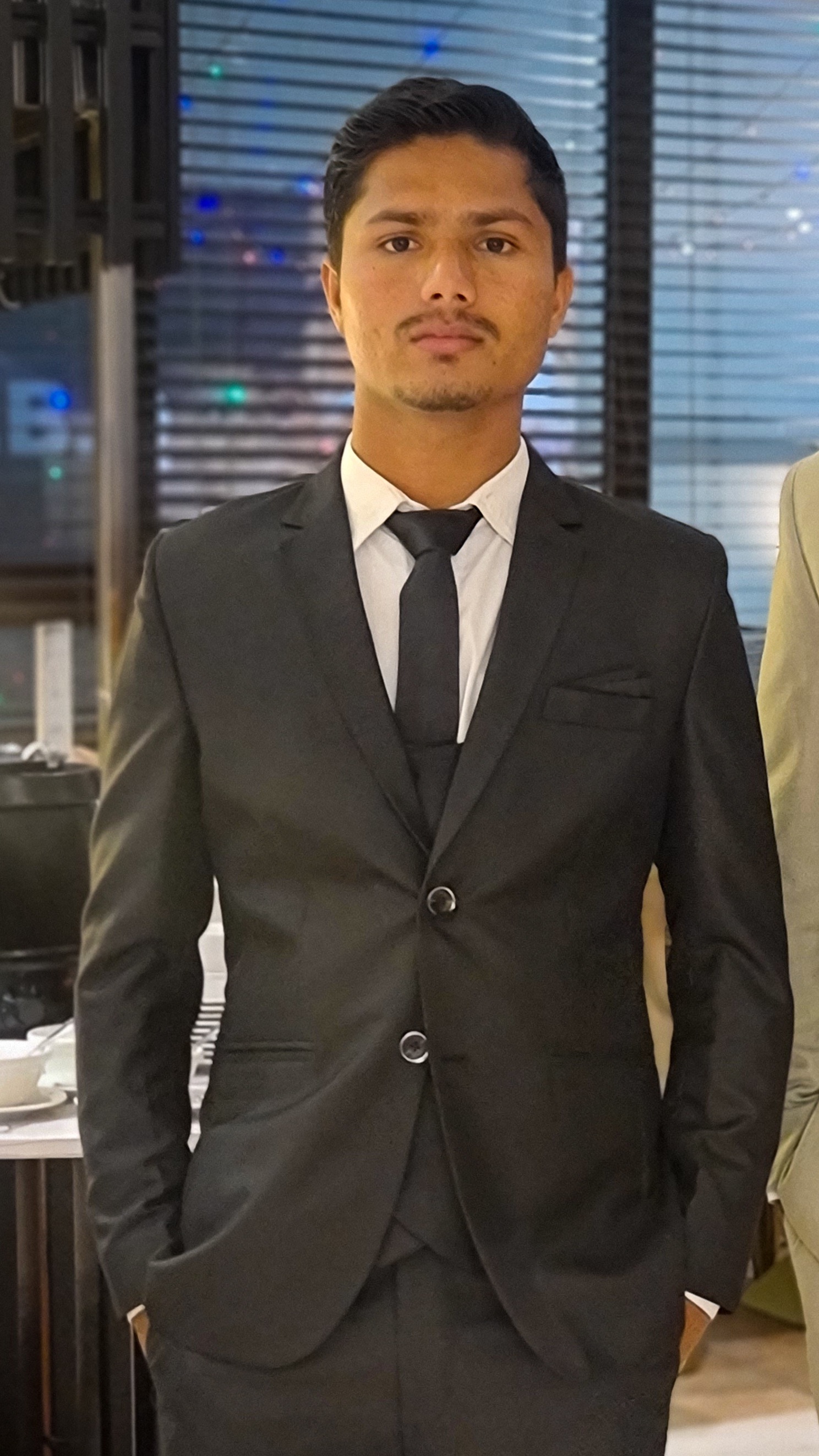 Akmal Sajjad Profile Akmal Sajjad Profile