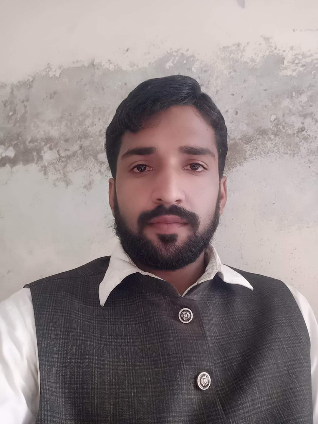 Abid Hussain Profile