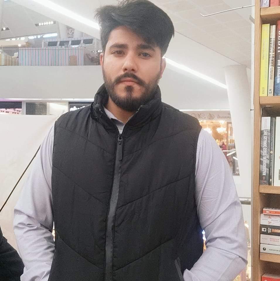 Farhan Ali MS Office, Leadership Development, Customer Experience, Talent Acquisition, Executive Coaching, Inventory Management, Retail Sales, Urdu Typing, English Typing, Business Strategy