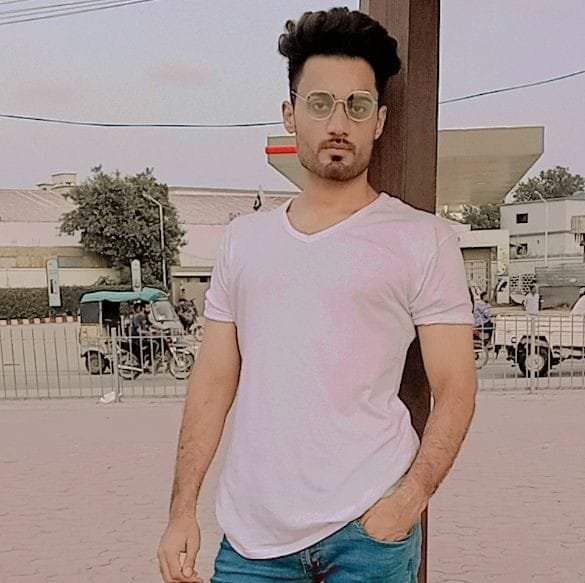 Muhammadzulfiqar Tariq Digital Art, Digital Marketing, Dropshipping, OpenCV, CV Design, CV Library, YouTube, Freelance, English Typing, Amazon FBA