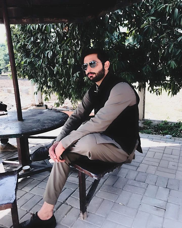 Muhammad Zeeshan Web Development, SEO, Wordpress, Laravel, MS Office, Acting, Modding, Fashion Modeling, Blogging, Sports