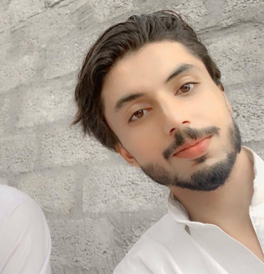 Asfand Muqeet English Typing, Photoshop, Print, Account Management