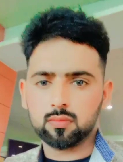 Waqas Akram Banner Design, Canva, CV Design, Oil Painting, WordPress Design, YouTube Video Editing