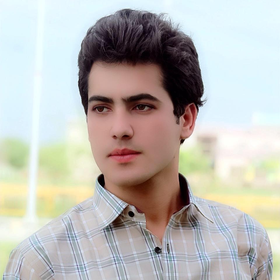 Muhammad Zeeshan MS Office, English Typing, Urdu Typing, Driving, Fashion Modeling, Amazon Web Services, Packing & Shipping, Microsoft Office, Data Entry