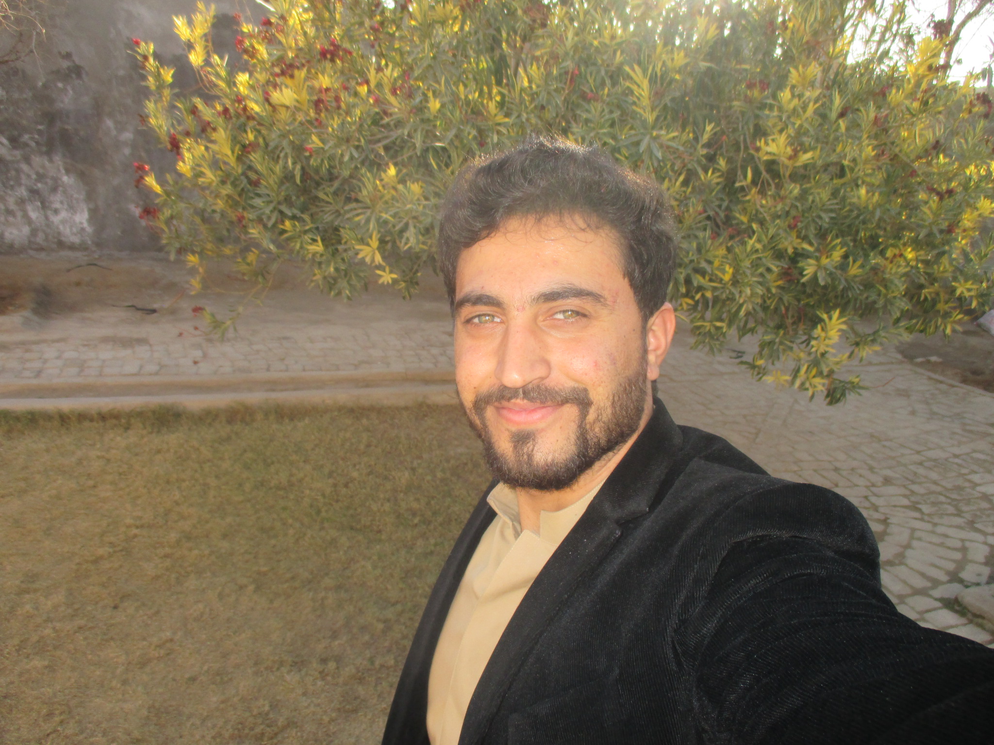 Muqadas Khan Profile