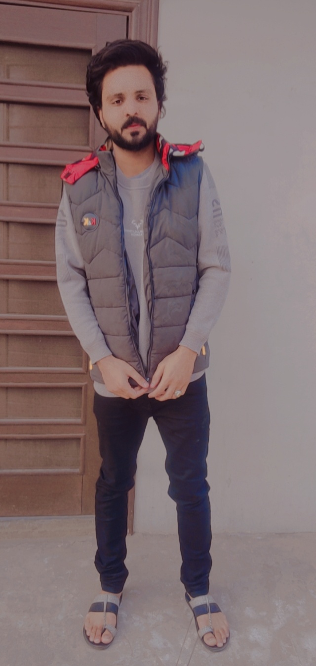 Zeeshan Sadiq Electrical Engineering, English Typing, Urdu Typing, Driving, MS Office, Business Cards, Concept Design