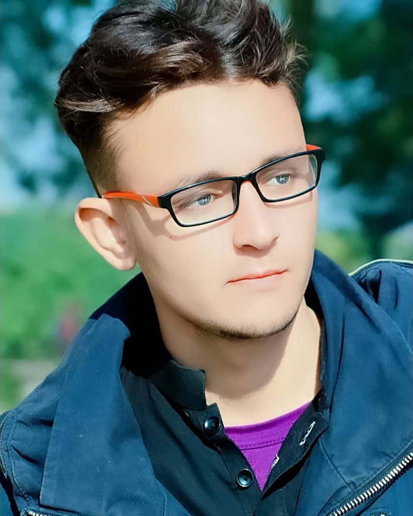 Tahir Ali Subhani English Typing, Logo Design, Print, Shopify Templates