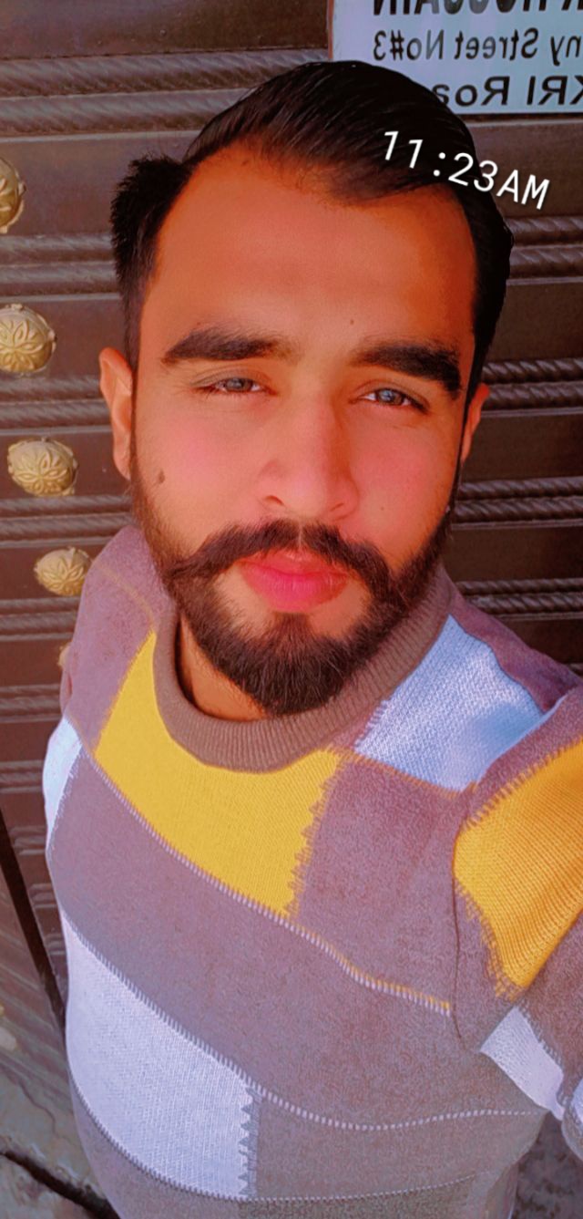 Zain Arshad Car Driving