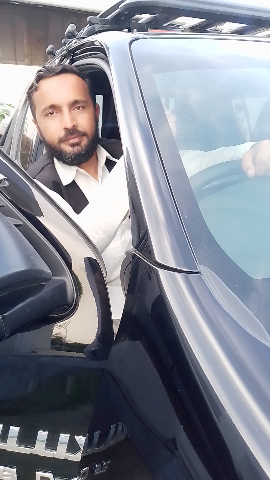 Aamir Masood Driving