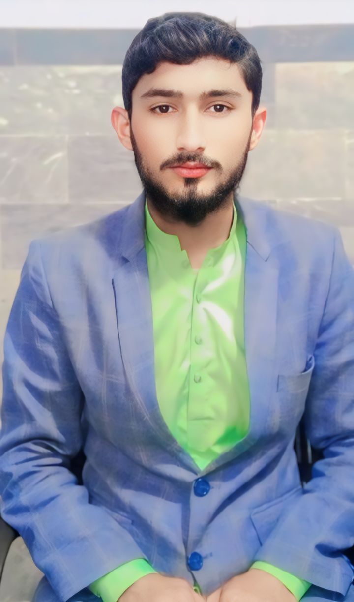 Zubair Qamar Profile Zubair Qamar Profile