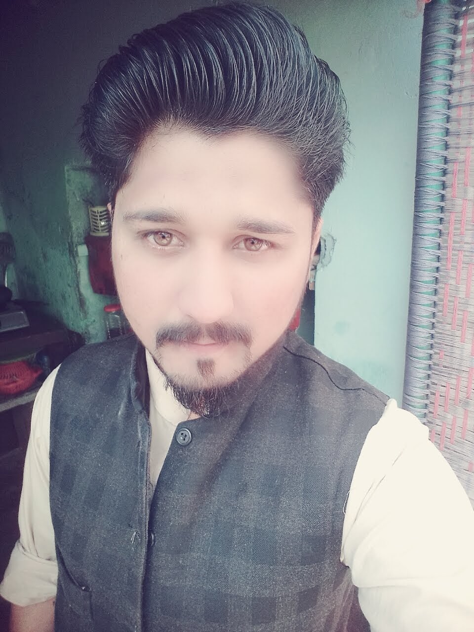 Muzammil Hussain Profile Muzammil Hussain Profile