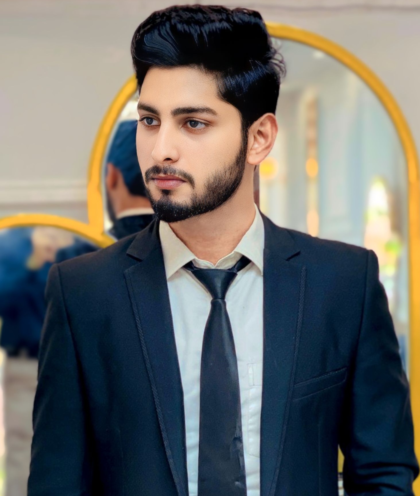 Zain Riaz Profile Zain Riaz Profile