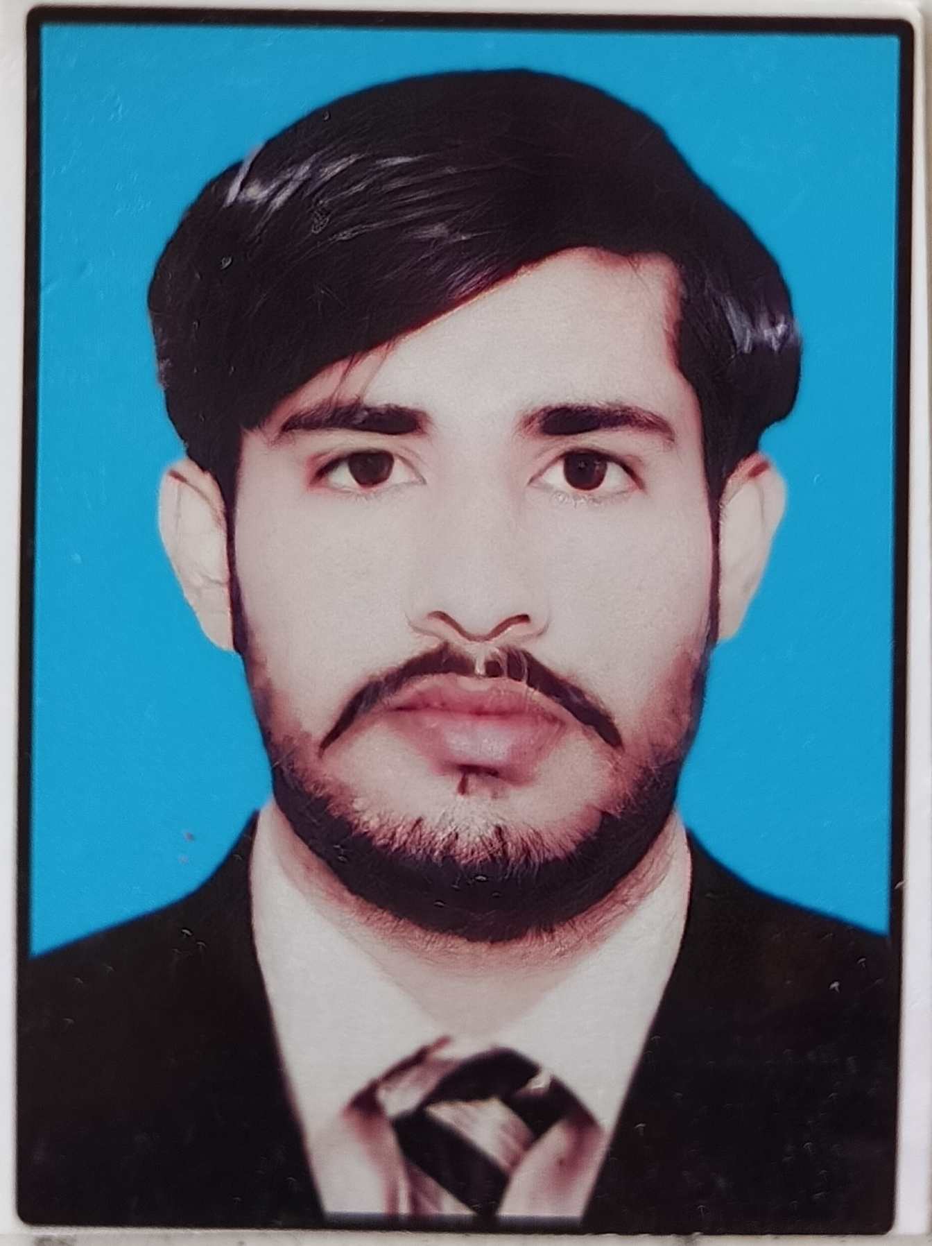 Aadil Khan English Typing, Cooking, MS Office, Photo Editing, Music, Travel Ready