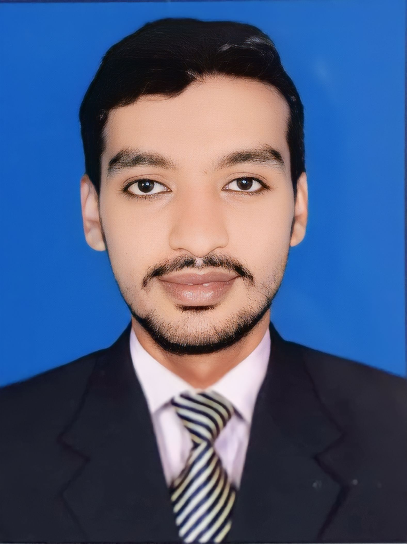 Syed Zameer Abbas CV Design, Finance, Inventory Management, Management, Leadership Development, Microsoft Office, Mathematics