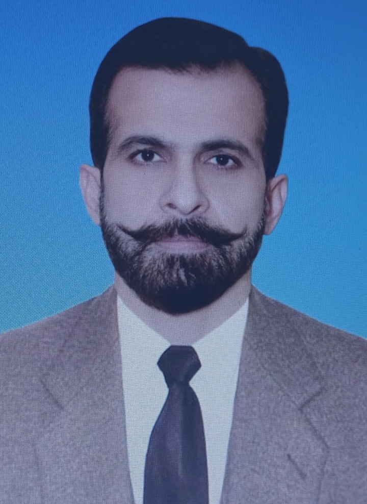 Qamar Ishaq Butt Profile