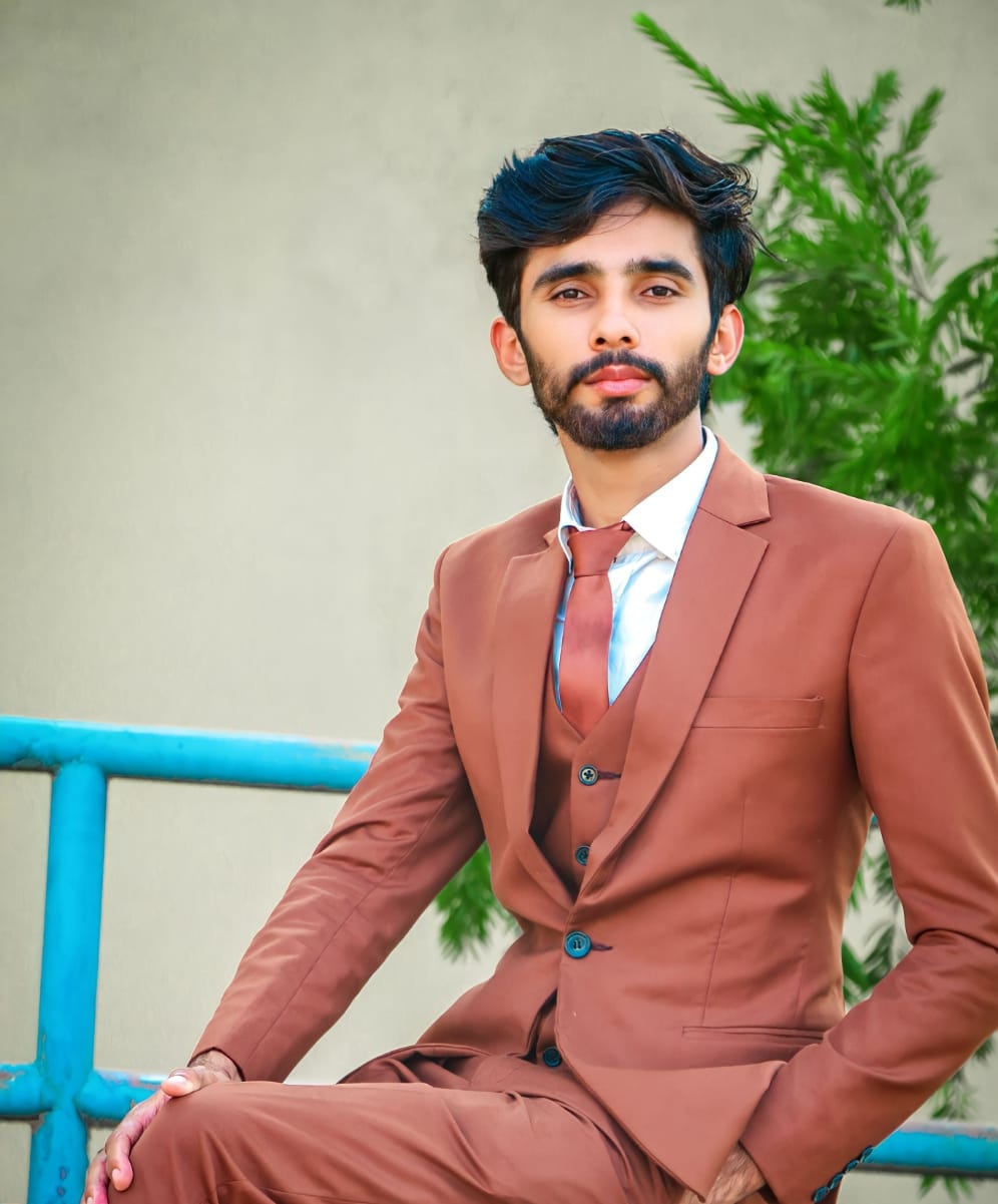 Abdul Qadeer Graphic Design, Illustration, Interior Design, Landing Pages, Logo Design, Motion Graphics, Photo Editing, Photoshop Design, T-Shirts, Design