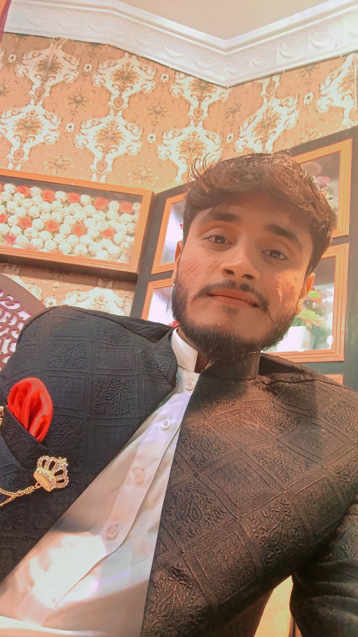 Muhammad Umar Photo Editing, Photoshop, Music, English Typing, Driving, Cooking, MS Office, Video Editing, Adobe Photoshop, Acting