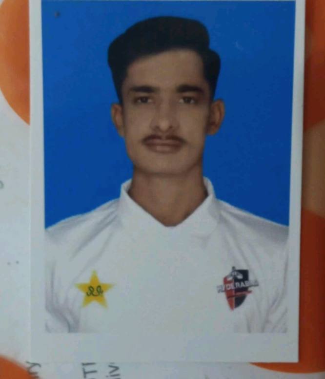 Abdul Rehman MS Office, Capture NX2, CGI, Logo Design, Music, Photo Editing, T-Shirts, Corel Painter, Design, Package Design