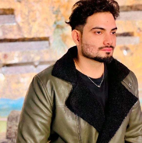 Suffiyan Khan English Typing, MS Office, 3D Modelling, Blog Design, Business Cards, Icon Design, Photoshop, SEO, SEO Auditing, SEM