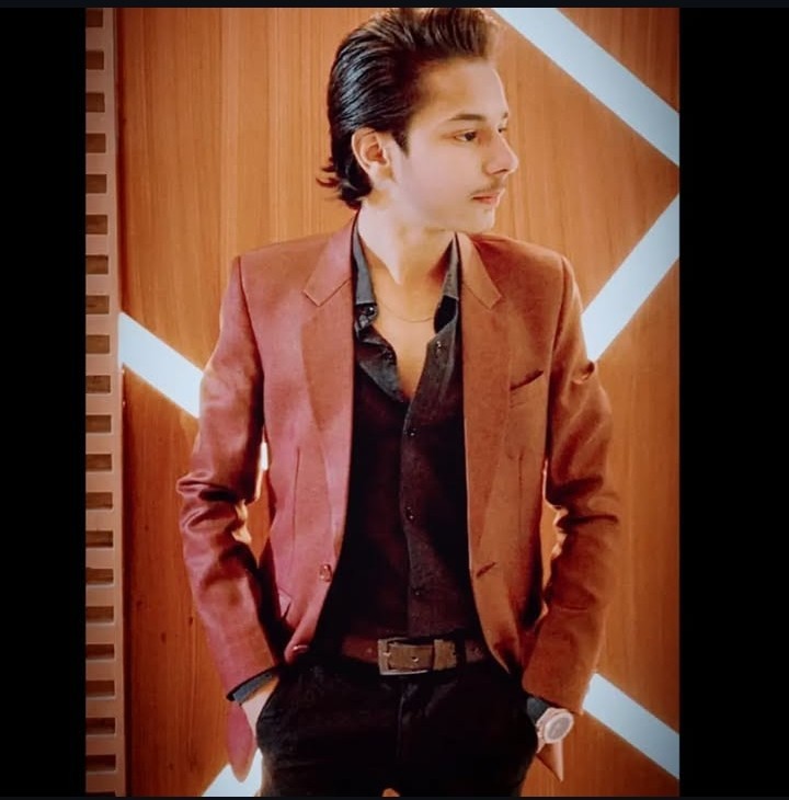 Usama Hanif Profile Usama Hanif Profile