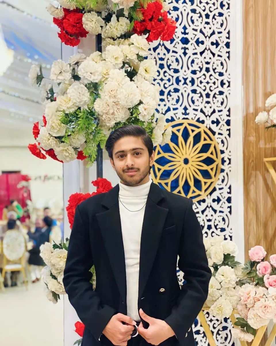 Syed Muneeb Hussain Naqvi Profile Syed Muneeb Hussain Naqvi Profile