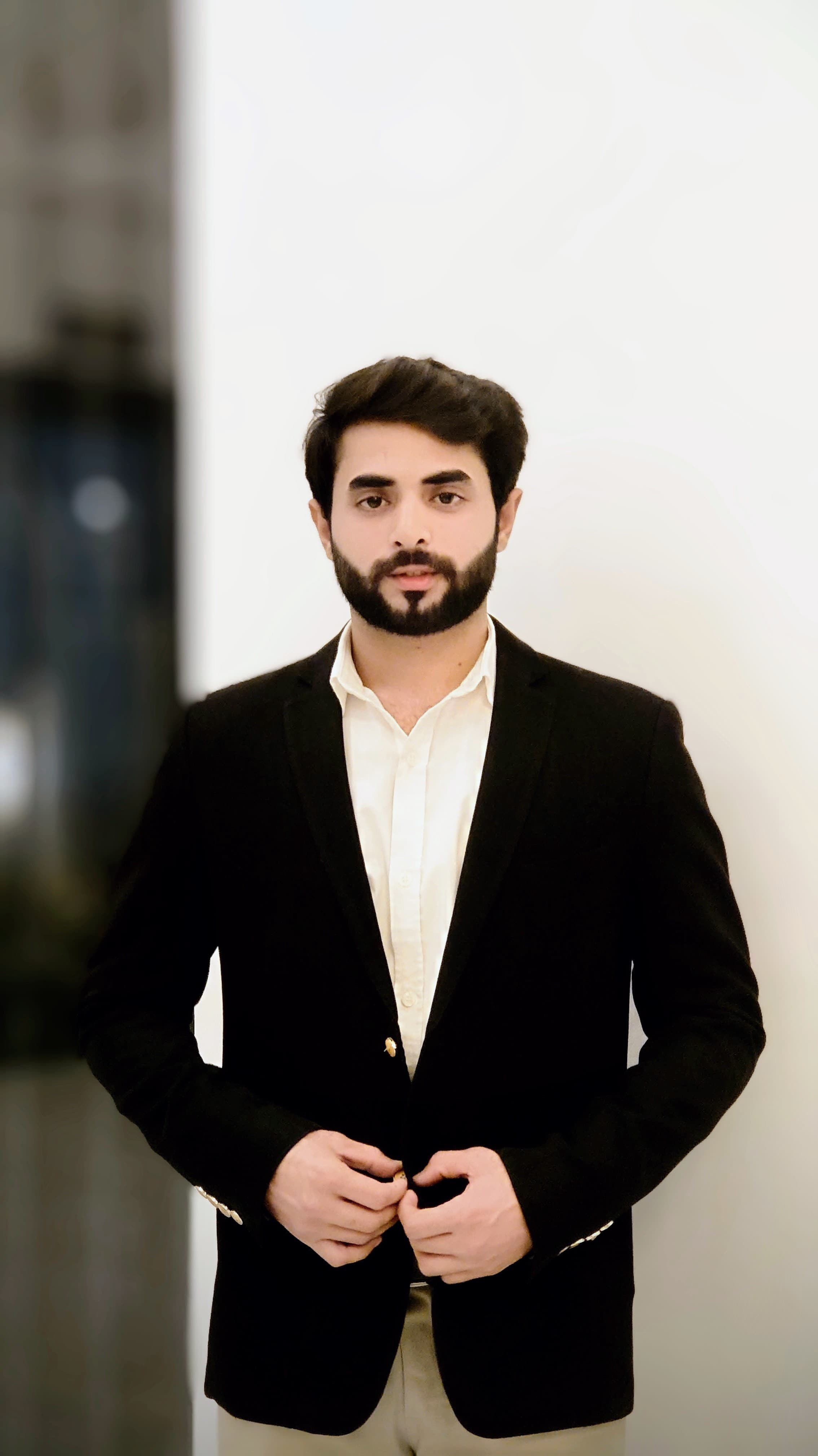 Fareed Ul Hassan English Typing, MS Office, Advertisement Design, Creative Design, Data Management, Digital Marketing, Search Engine Marketing, Business Analysis, ECommerce, DesignBuilder