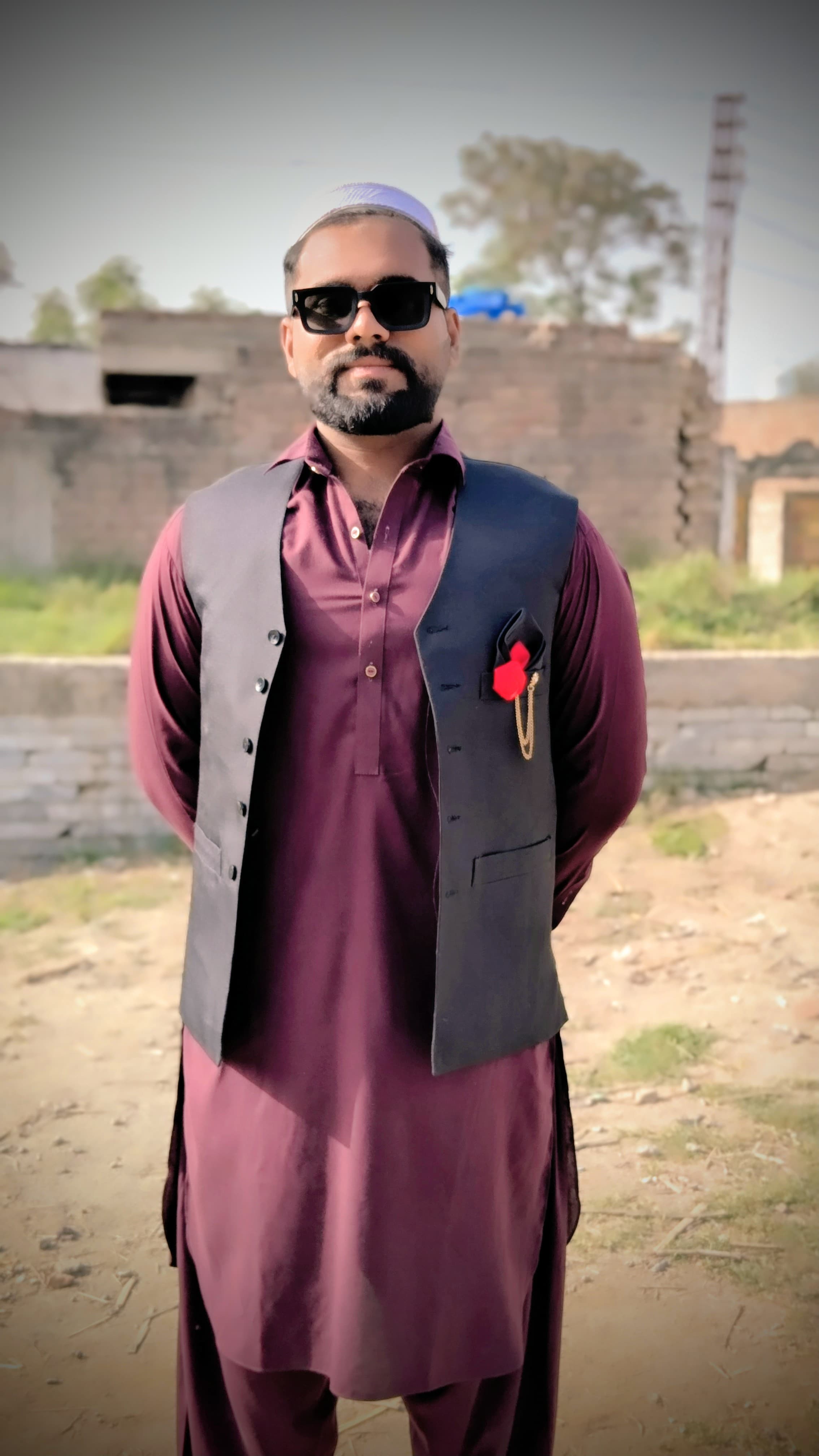 Muhammad Farooq Said Electrical Engineering, Electricians, Data Protection, Banner Design, Business Cards, Building Architecture, Illustrator, Interior Design, Pre-production, Post-Production