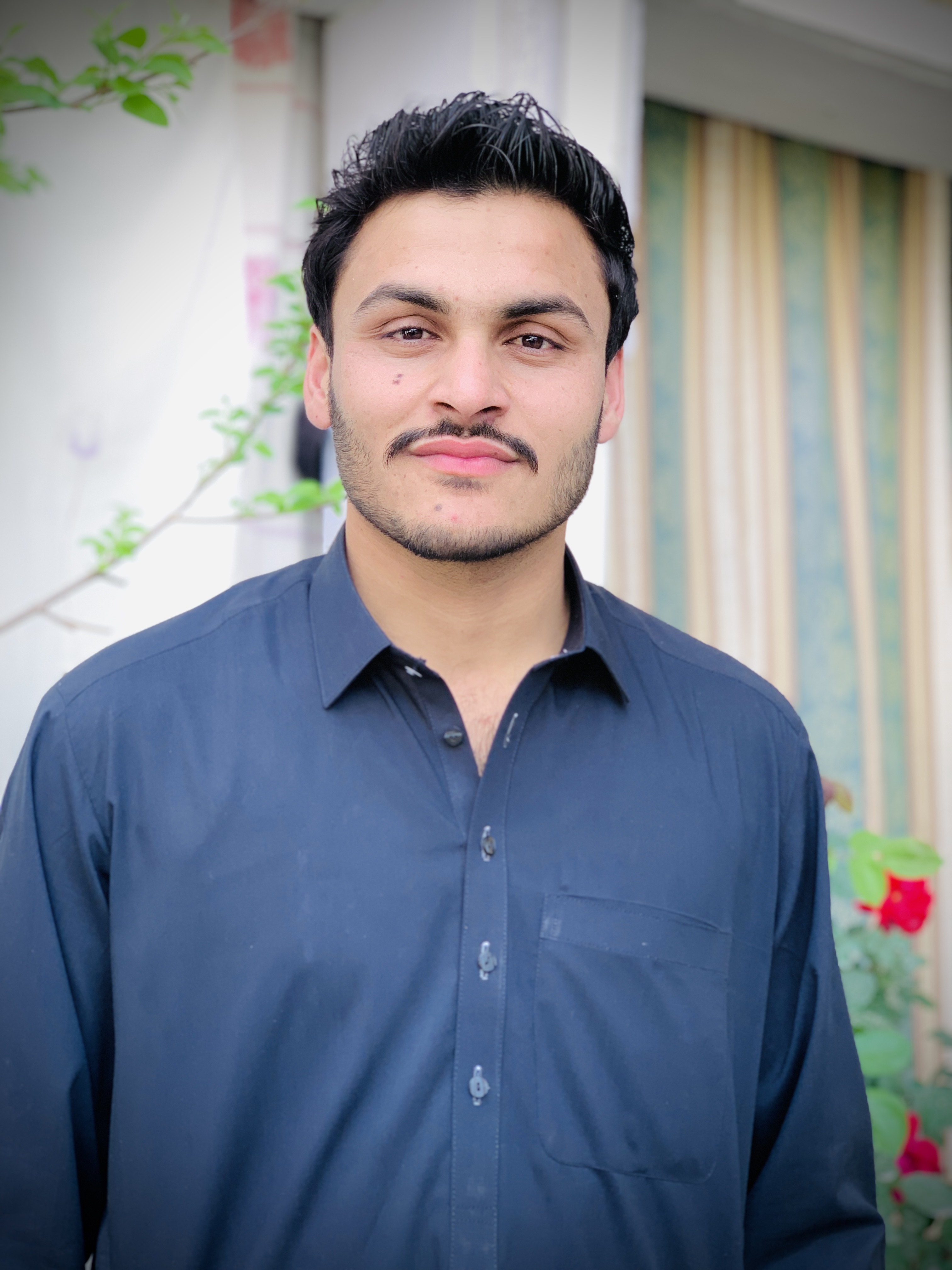 Anees Ur Rehman CV Design, Textile Design, Town Planning, Project Management, Sports, AutoCAD