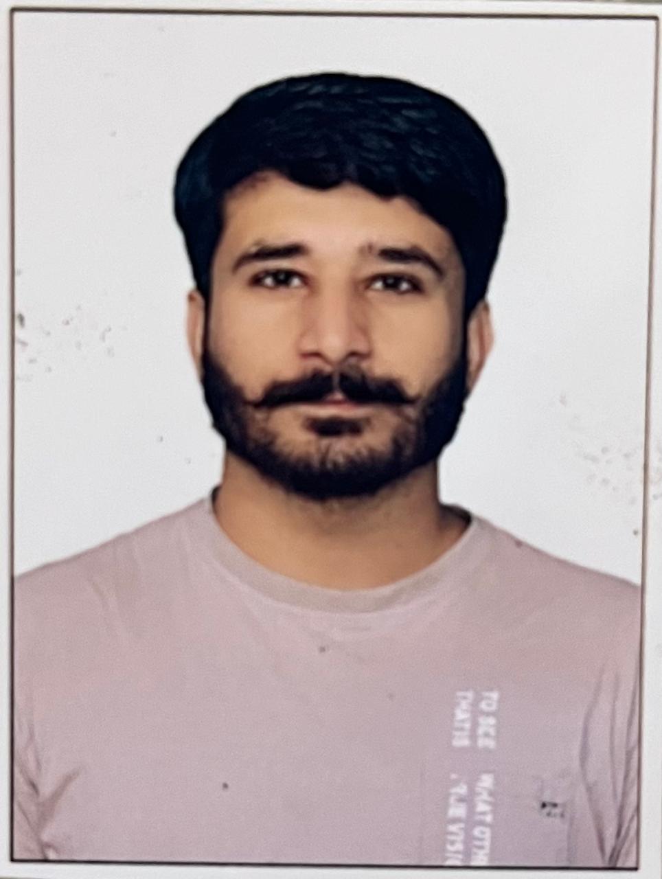 UMAR AWAN Python, SQL, HTML, CSS, Marketing, Shopify