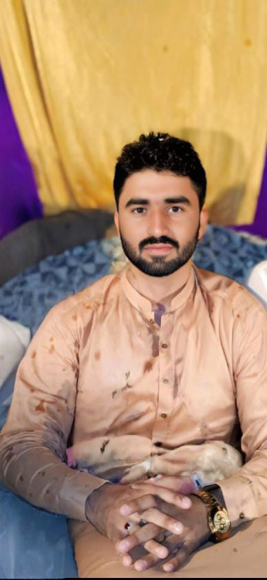 Umar Farooq Customer Service