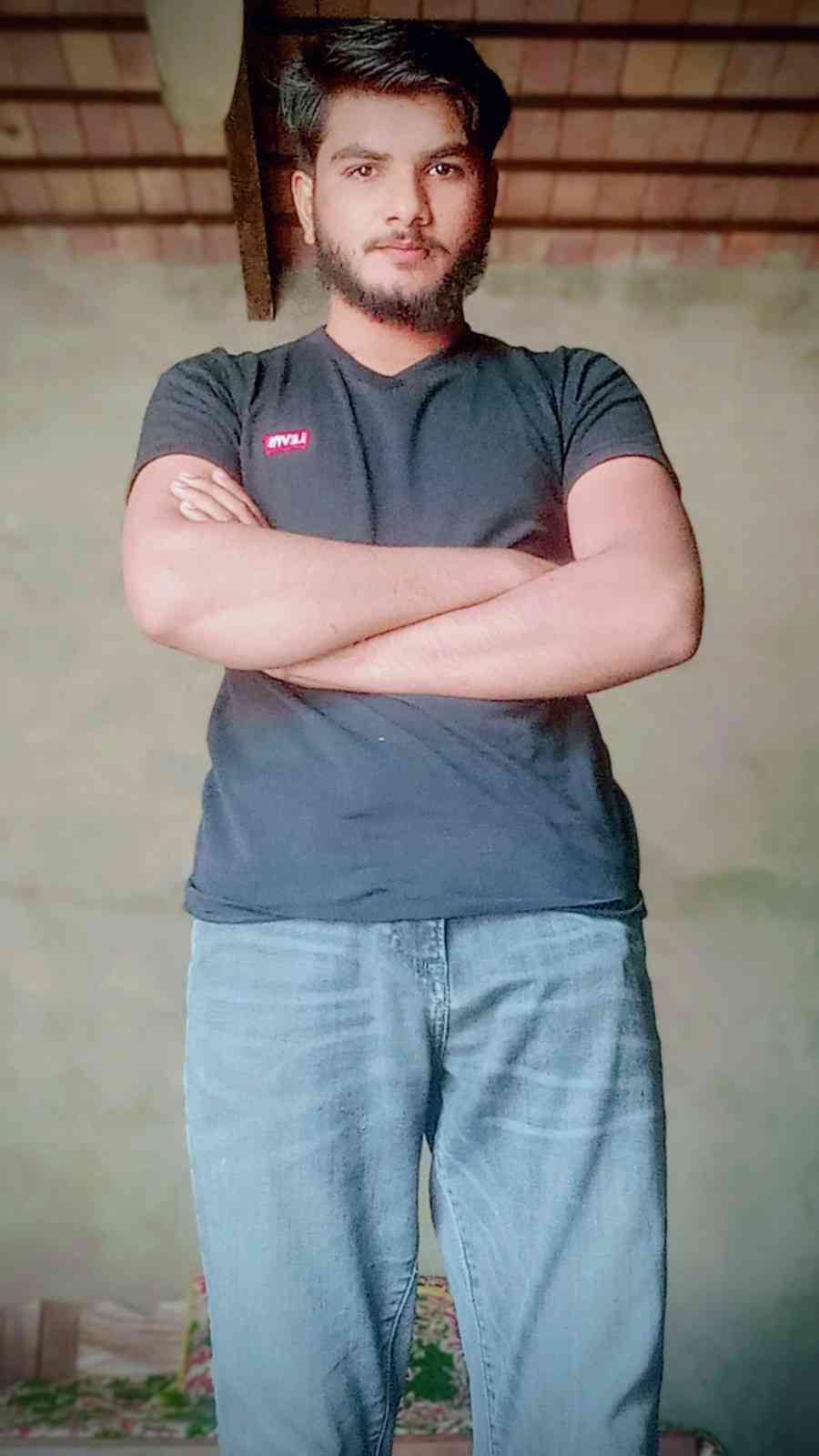 Hamza Ashraf English Typing, Urdu Typing, MS Office, Banner Design, Flash 3D, Graphic Design, Photo Editing, Photoshop, Photography, Videography