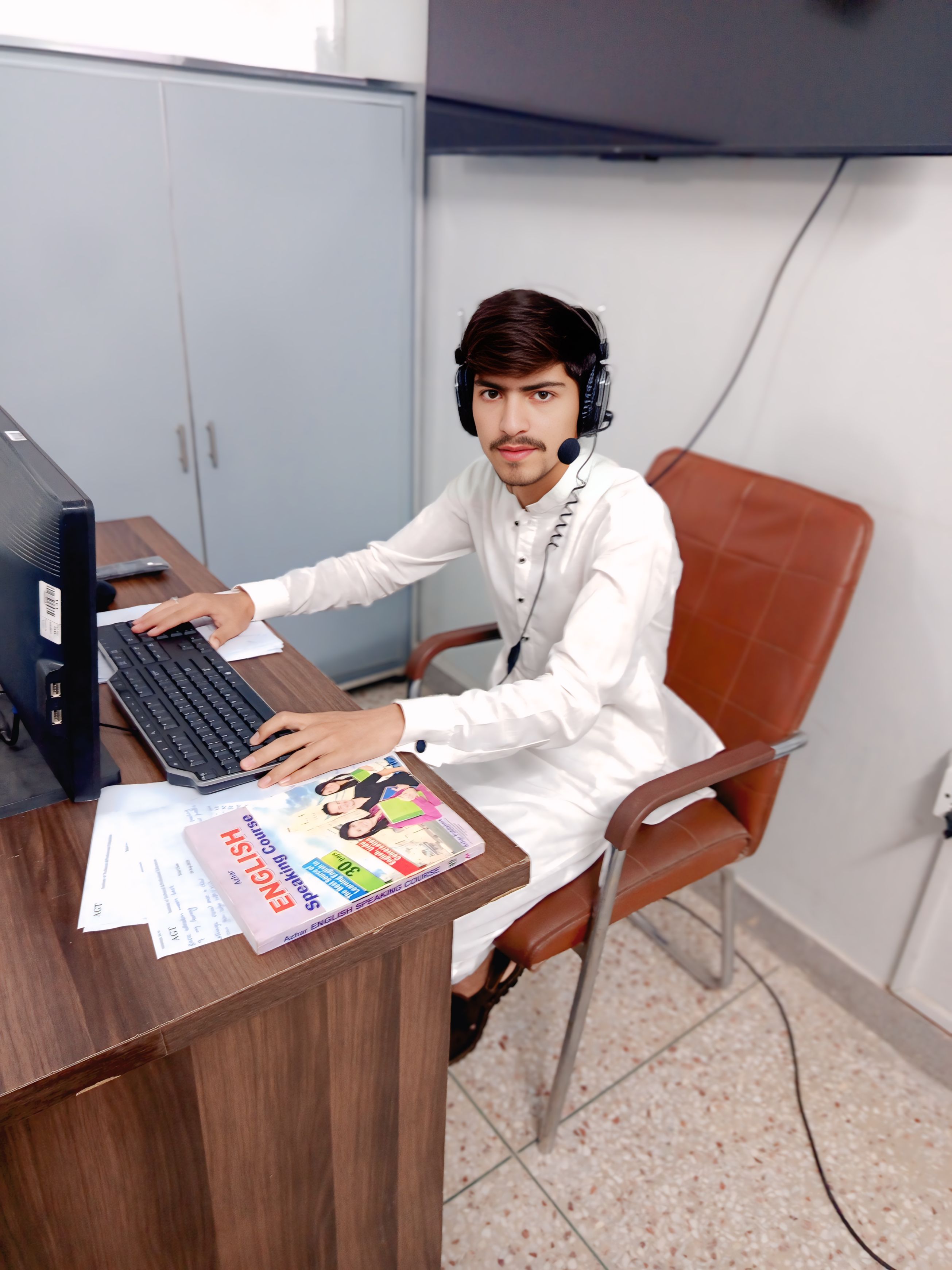 Danish Waheed Resin, Human Resources